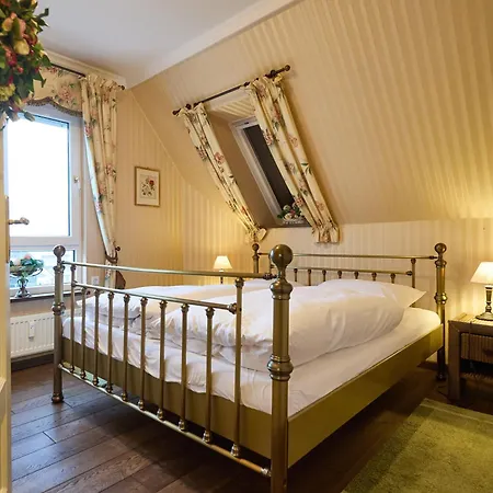 Duhner Leuchtturm, 6 * Duhnen